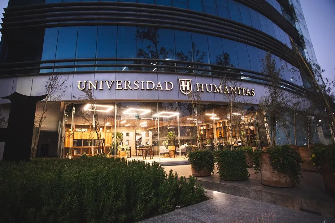 universidad-humanitas-campus-guadalajara-edificio